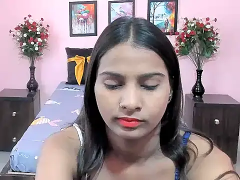 Snapshot of Melis_Sandra chatting on 10/10/25, 04:00 Melis Sandra online show from 10/10/25, 04:00