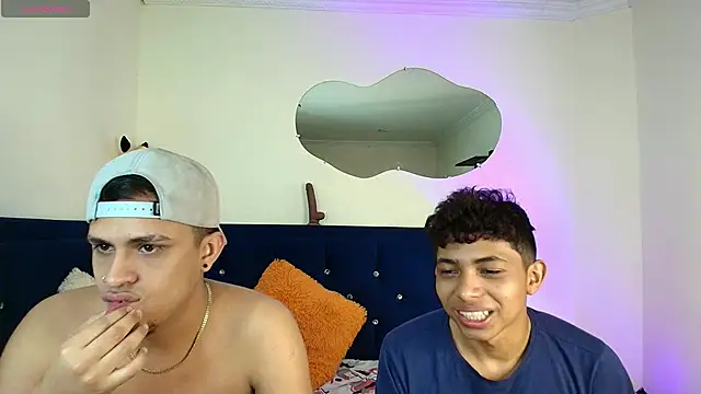 twinkmilk  online show from 01/07/25, 11:58