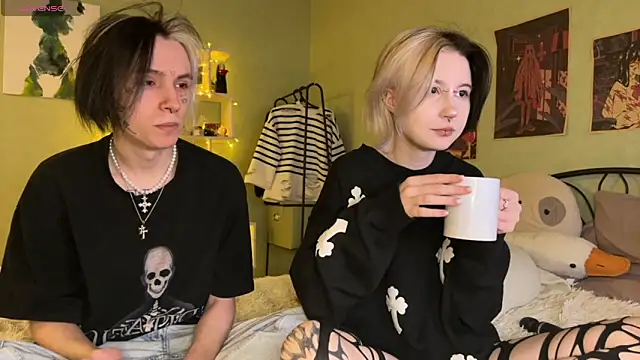 VeryRare TwinS online show from 10/06/25, 09:34