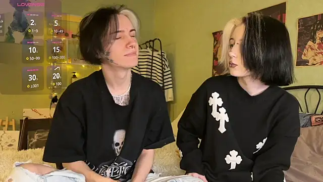 VeryRare TwinS online show from 10/09/25, 10:08