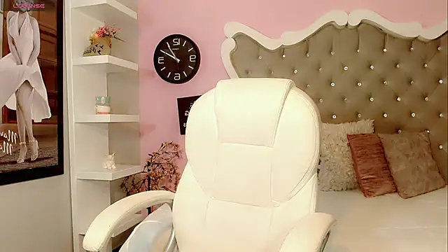 Snapshot of Diva_Smith02 chatting on 01/23/25, 11:26 Diva Smith02 online show from 01/23/25, 11:26