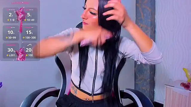 Anniee x online show from 06/24/26, 12:59