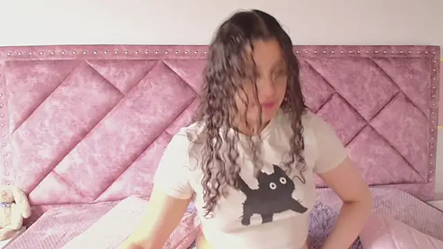 Charlotte  Miller online show from 03/22/25, 12:04