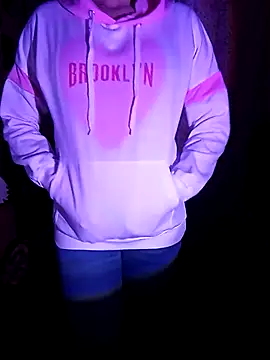 Snapshot of Angelnirvanaa chatting on 01/13/26, 04:56 Angelnirvanaa online show from 01/13/26, 04:56