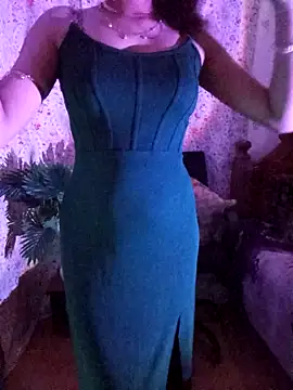 Snapshot of Angelnirvanaa chatting on 03/04/26, 04:35 Angelnirvanaa online show from 03/04/26, 04:35