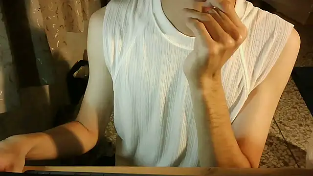 KYU890428 online show from 10/19/25, 03:45