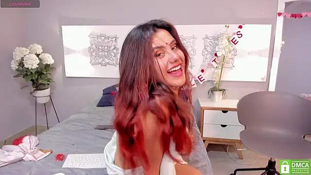 Snapshot of iriis_rosse chatting on 02/18/25, 12:15 iriis rosse online show from 02/18/25, 12:15