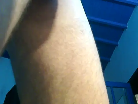 Snapshot of GoloZeusMax chatting on 11/02/25, 10:45 GoloZeusMax online show from 11/02/25, 10:45