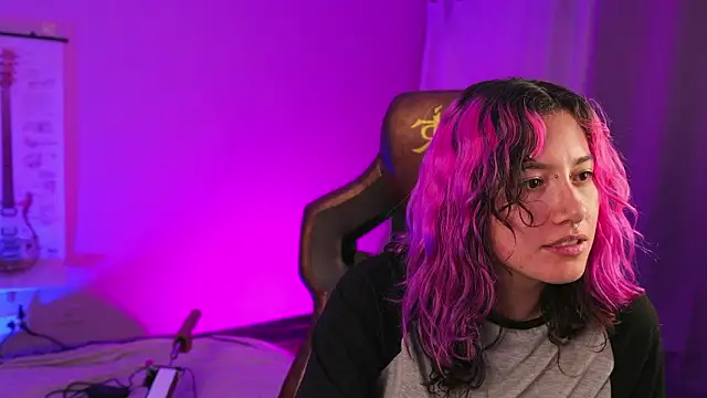 Snapshot of _zephyr_ chatting on 02/19/26, 03:46 zephyr online show from 02/19/26, 03:46