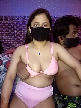 Hot Nila online show from 05/03/26, 04:18