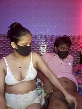 Hot Nila online show from 06/11/26, 02:33
