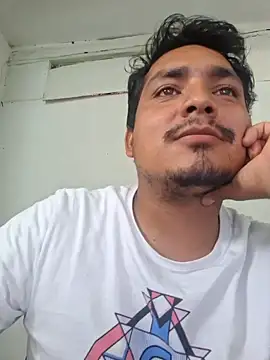 Snapshot of ikkyh2rj chatting on 01/07/25, 08:31 ikkyh2rj online show from 01/07/25, 08:31