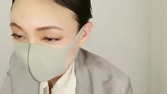 Snapshot of Mary-JP chatting on 05/31/26, 12:23 Mary-JP online show from 05/31/26, 12:23