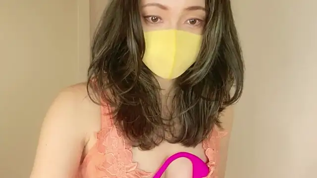 Snapshot of Mary-JP chatting on 06/27/26, 01:39 Mary-JP online show from 06/27/26, 01:39
