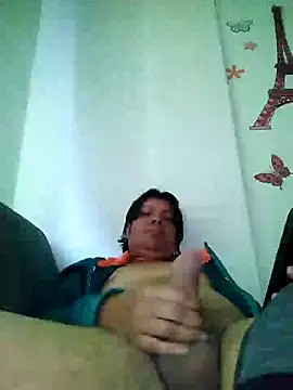 Snapshot of escorpio50jt chatting on 01/30/25, 11:33 escorpio50jt online show from 01/30/25, 11:33