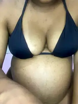 Mariaapimentinha online show from 12/16/25, 12:04