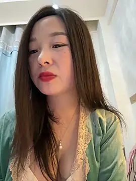 Snapshot of SSSniang- chatting on 01/21/25, 11:46 SSSniang- online show from 01/21/25, 11:46