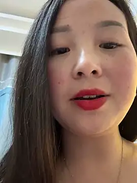 Snapshot of SSSniang- chatting on 02/11/25, 05:26 SSSniang- online show from 02/11/25, 05:26