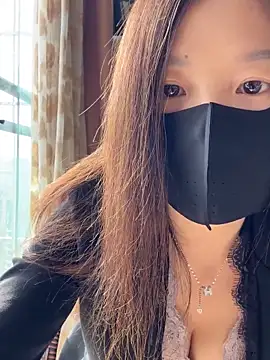 SSSniang- online show from 10/30/25, 06:37