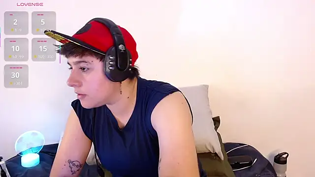 Snapshot of Noah_Blue7 chatting on 01/30/25, 10:41 Noah Blue7 online show from 01/30/25, 10:41