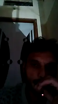 Snapshot of Jaisboy chatting on 01/05/25, 01:04 Jaisboy online show from 01/05/25, 01:04