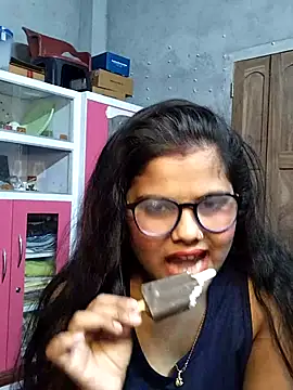 nikitacute23 online show from 03/07/25, 06:02