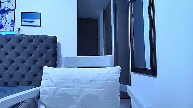 Snapshot of stellaallen24 chatting on 01/28/25, 02:21 stellaallen24 online show from 01/28/25, 02:21