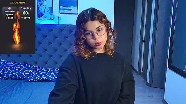 Snapshot of stellaallen24 chatting on 03/08/25, 08:57 stellaallen24 online show from 03/08/25, 08:57