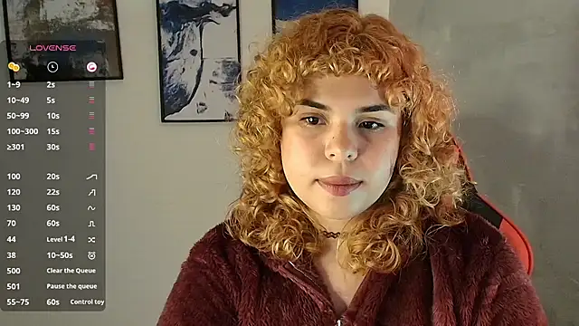 Snapshot of stellaallen24 chatting on 12/16/25, 11:32 stellaallen24 online show from 12/16/25, 11:32