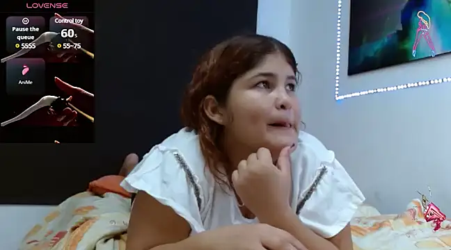 Snapshot of fabyana-queen chatting on 01/23/25, 02:44 fabyana-queen online show from 01/23/25, 02:44