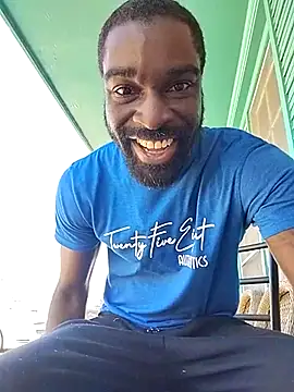 Snapshot of Ass_Everywere chatting on 03/17/25, 07:26 Ass Everywere online show from 03/17/25, 07:26