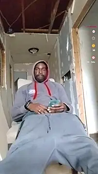 Snapshot of Ass_Everywere chatting on 03/20/25, 06:20 Ass Everywere online show from 03/20/25, 06:20