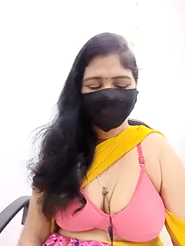 Lucky-Deepthi online show from 05/12/26, 09:34