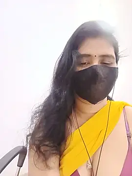 Snapshot of Lucky-Deepthi chatting on 06/21/26, 07:38 Lucky-Deepthi online show from 06/21/26, 07:38