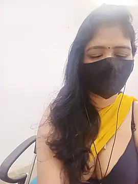 Snapshot of Lucky-Deepthi chatting on 06/26/26, 01:21 Lucky-Deepthi online show from 06/26/26, 01:21