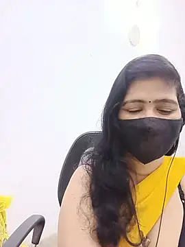 Snapshot of Lucky-Deepthi chatting on 07/02/26, 11:22 Lucky-Deepthi online show from 07/02/26, 11:22