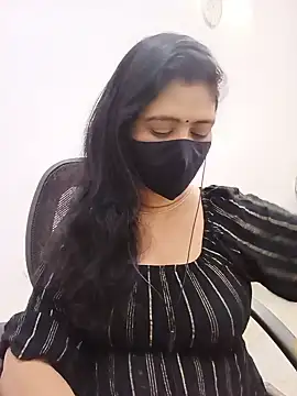Snapshot of Lucky-Deepthi chatting on 07/19/26, 04:33 Lucky-Deepthi online show from 07/19/26, 04:33