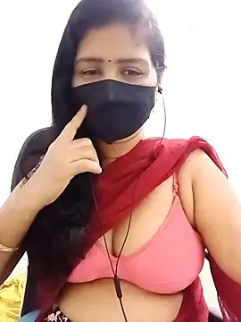 Snapshot of Lucky-Deepthi chatting on 07/21/26, 09:39 Lucky-Deepthi online show from 07/21/26, 09:39