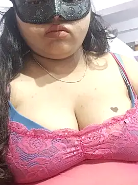 Snapshot of BigAssSarah chatting on 10/03/25, 09:45 BigAssSarah online show from 10/03/25, 09:45