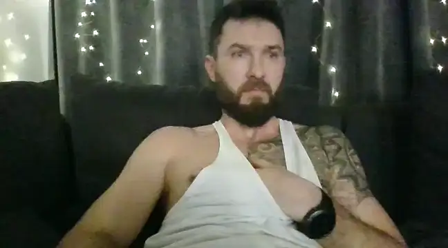 Snapshot of realdilf chatting on 01/12/25, 04:40 realdilf online show from 01/12/25, 04:40