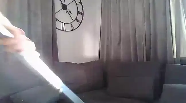 Snapshot of realdilf chatting on 03/21/25, 03:13 realdilf online show from 03/21/25, 03:13