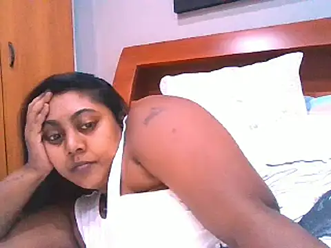 Snapshot of Indian_Ruby99 chatting on 03/08/26, 03:38 Indian Ruby99 online show from 03/08/26, 03:38