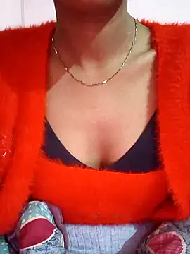 Snapshot of Barbie_183 chatting on 01/20/25, 10:51 Barbie 183 online show from 01/20/25, 10:51