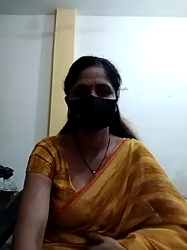 Snapshot of priyancyfun chatting on 02/20/25, 11:20 priyancyfun online show from 02/20/25, 11:20