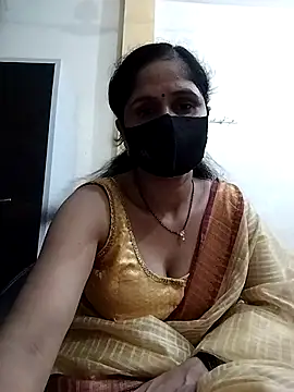 Snapshot of priyancyfun chatting on 09/09/25, 04:28 priyancyfun online show from 09/09/25, 04:28