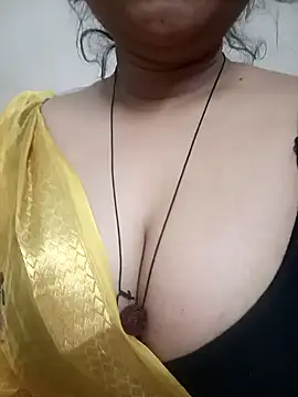 Snapshot of simran_rathor chatting on 03/25/26, 10:32 simran rathor online show from 03/25/26, 10:32