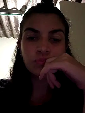 Snapshot of blue_and_whithe chatting on 04/03/26, 12:52 blue and whithe online show from 04/03/26, 12:52