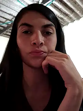 Snapshot of blue_and_whithe chatting on 04/06/26, 07:04 blue and whithe online show from 04/06/26, 07:04