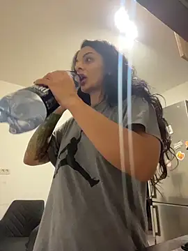 NNNoire online show from 11/09/25, 02:48