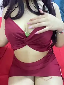 Snapshot of Maya_mimi chatting on 02/05/25, 11:39 Maya mimi online show from 02/05/25, 11:39